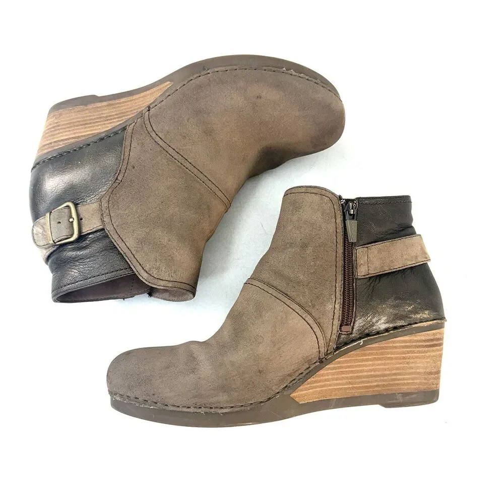 Dansko Shirley Womens 11.5-12 42 Taupe Suede Leather Wedge Ankle Boot 1252151200